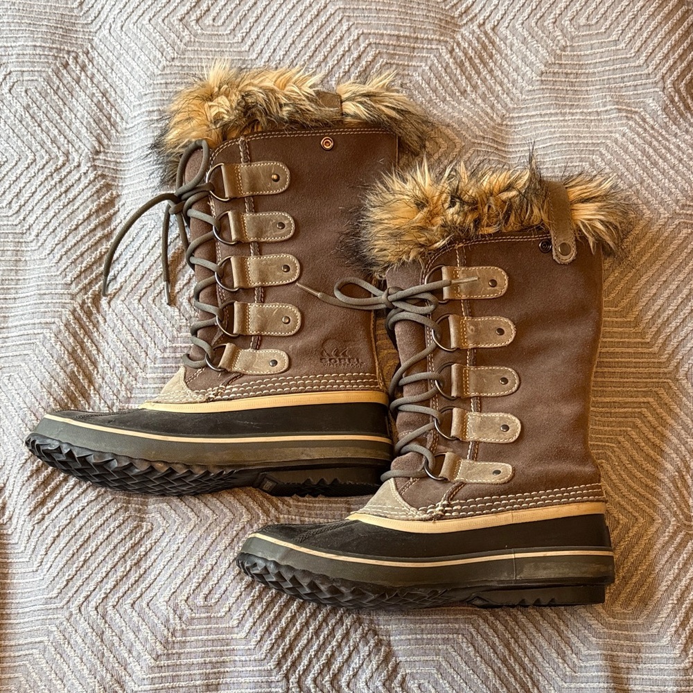 Sorel Joan of Arctic Women’s Winter Boots
